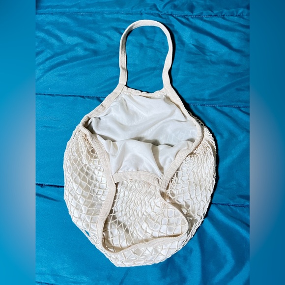 Crochet Mesh Beach Tote Bag - Picture 2 of 2